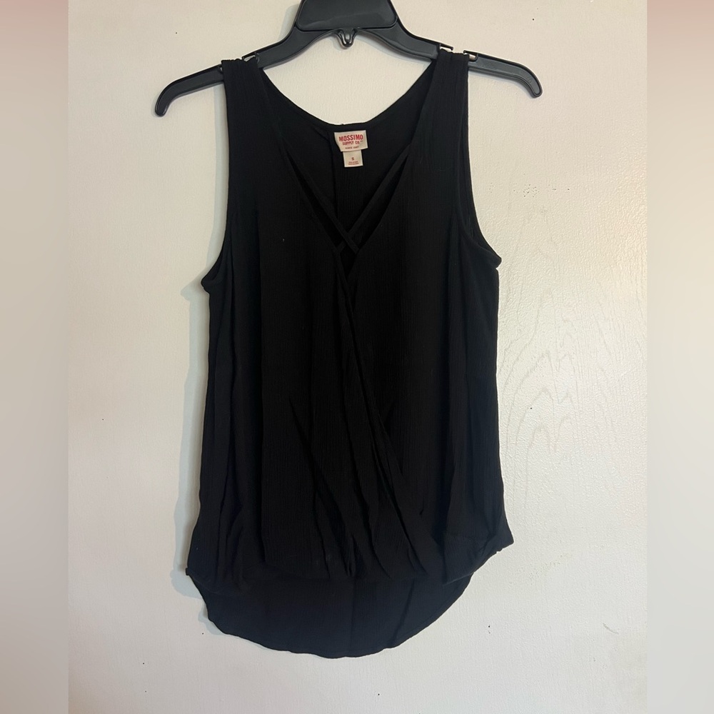 Women's Black Sleeveless Top